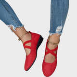 Lorie | Crossed Shoes