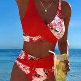 Bikini with contrasting floral print and cutout