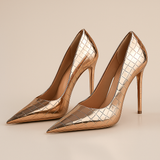 Noir Éclat™ – Sculpted Crocodile Heels