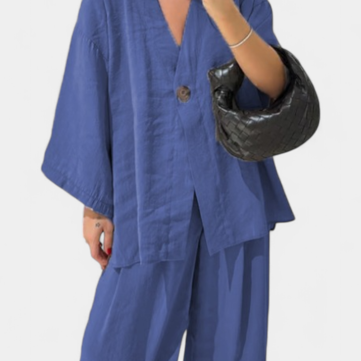 Eli Oversized Set with V-Neck Top and Straight Pants