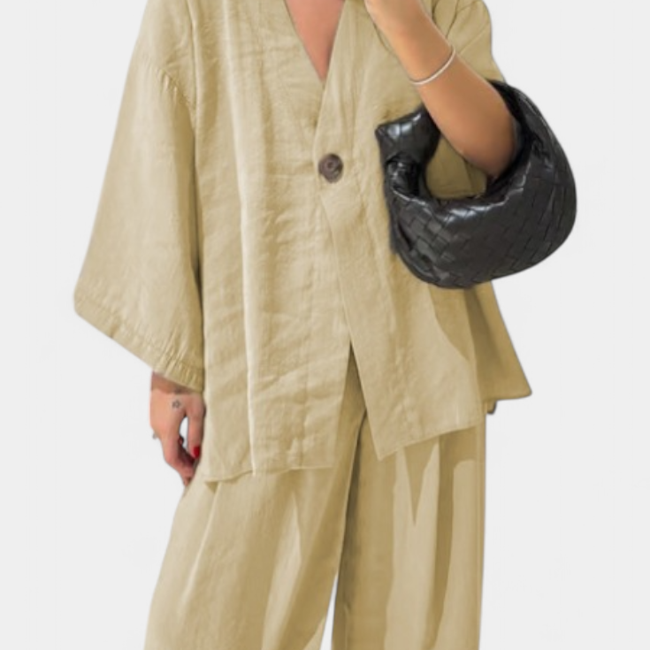 Eli Oversized Set with V-Neck Top and Straight Pants