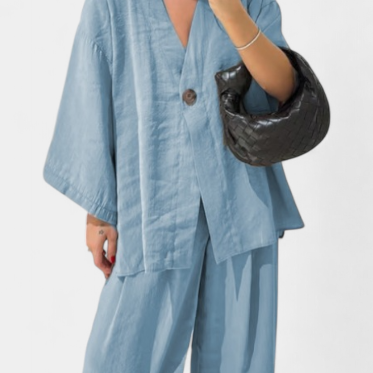 Eli Oversized Set with V-Neck Top and Straight Pants