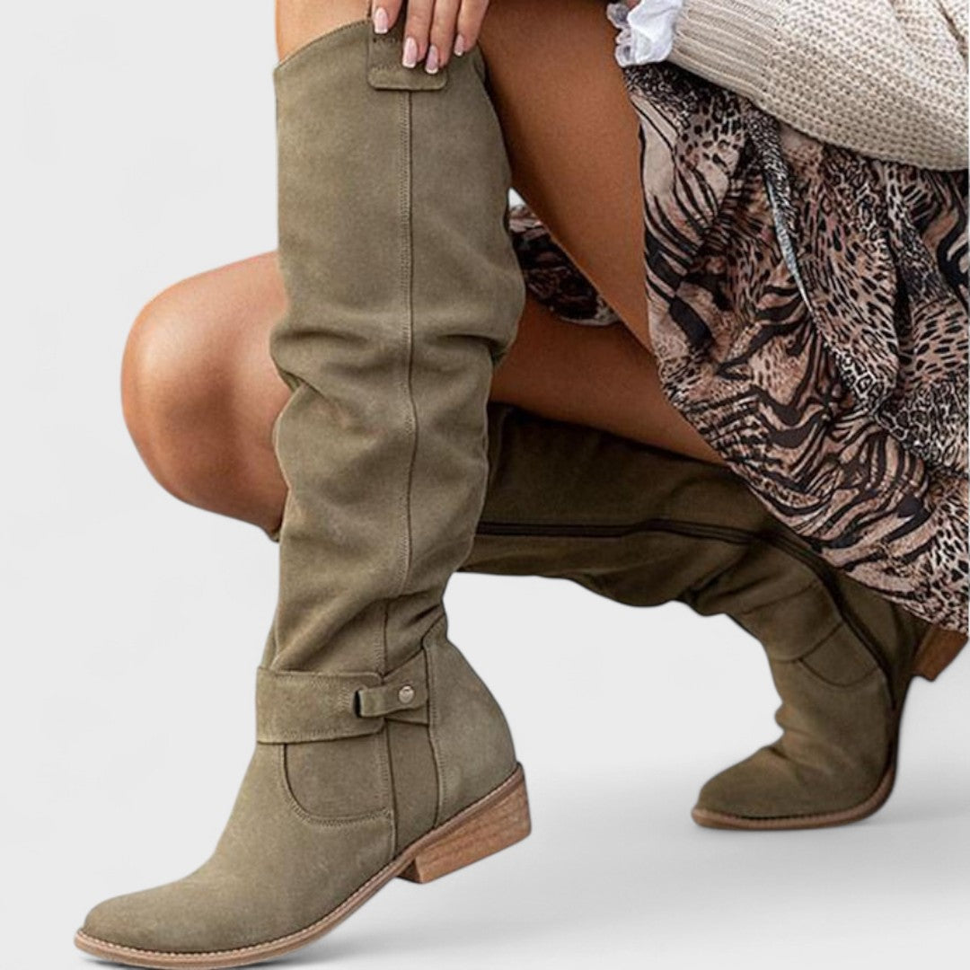 Lina – Comfortable Suede Boots