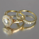 Retro ring set in gold with zirconia