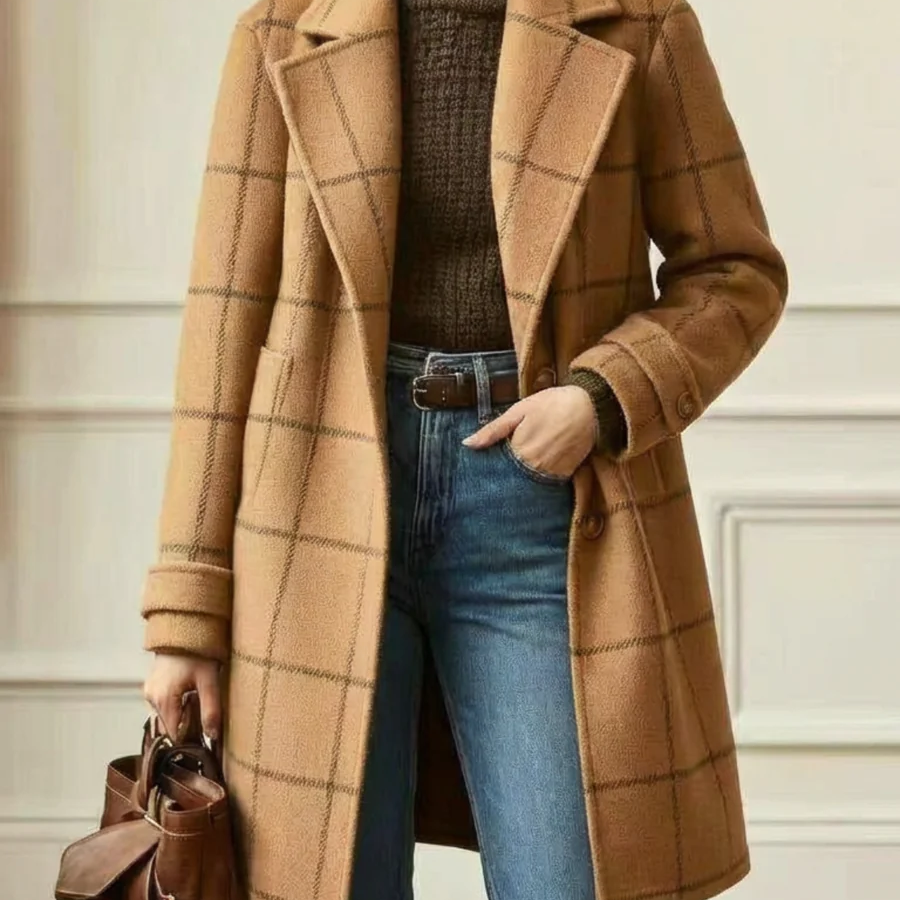 ARVAE™ | Long Checkered Coat