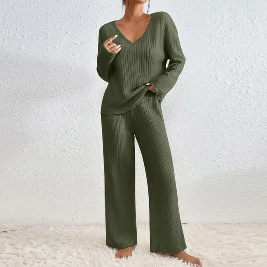 Vivienne Two-Piece Set with Top and Pants